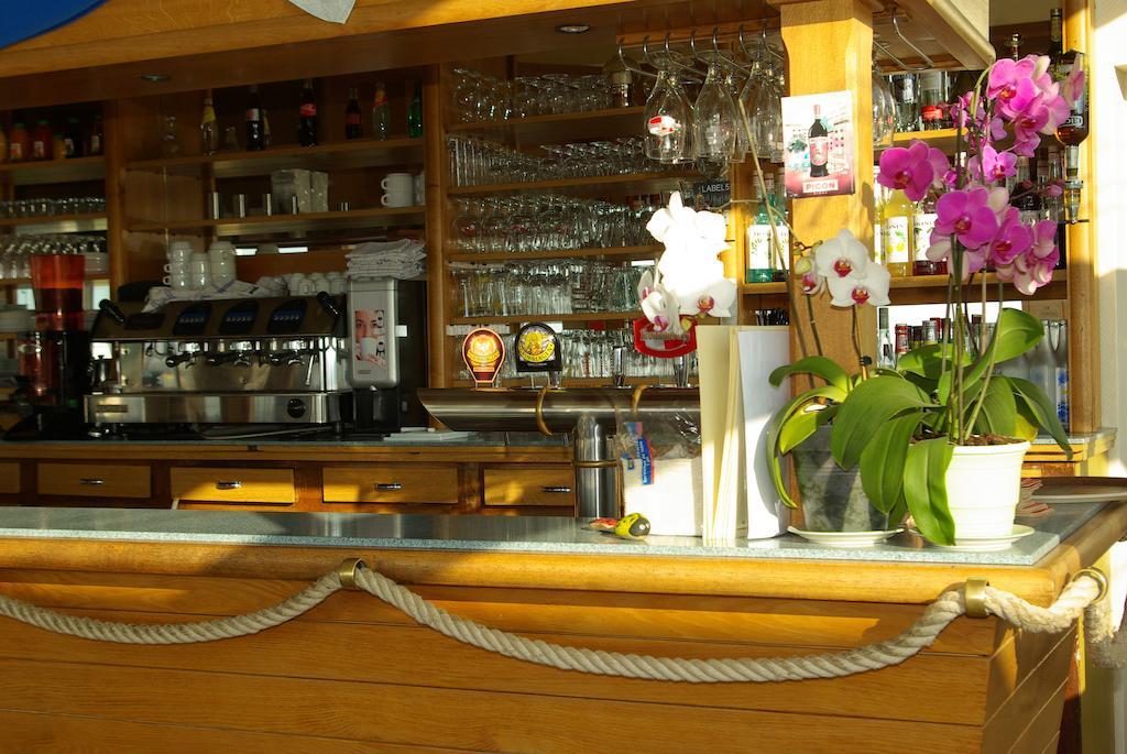 Logis Hotel Le Terminus Bourcefranc Luaran gambar
